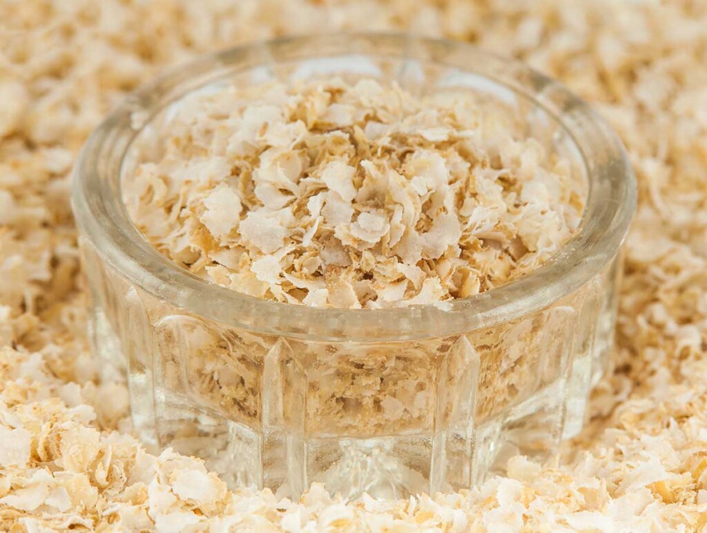 Quinoa Flakes Vs Quinoa What's the Difference & How to Use